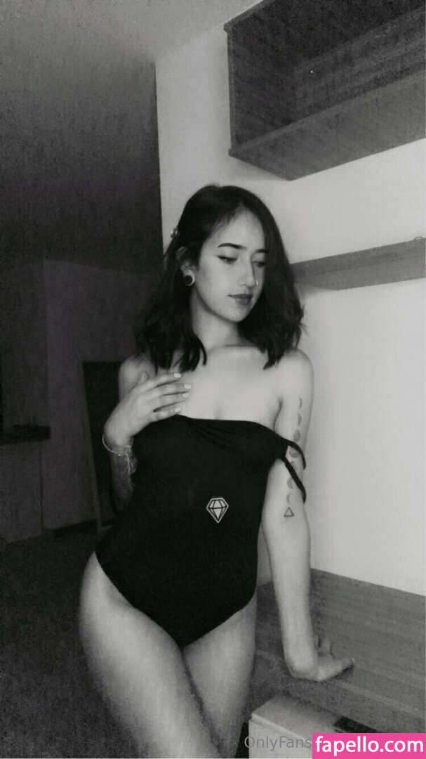 22daniela / 22daniela__ Nude Leaked OnlyFans Photo #23