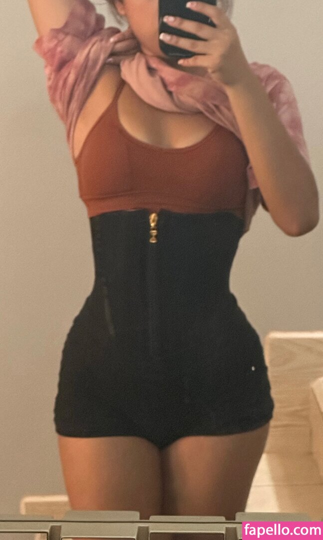 Bbekiii_ / Rebeca Valencia / kiieellyy Nude Leaked OnlyFans Photo #9