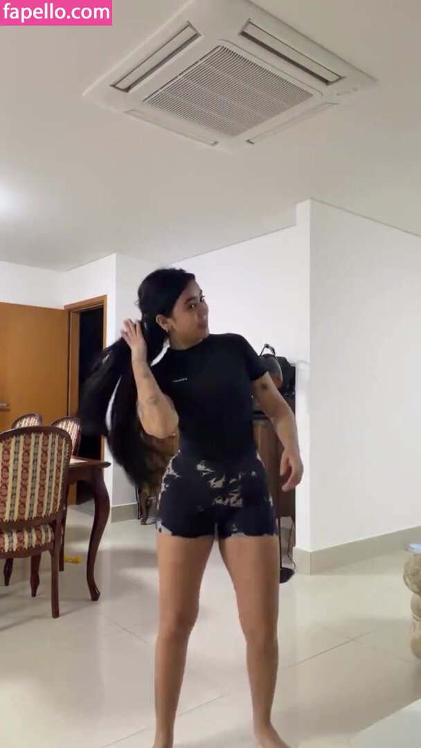 Beca Barreto #240