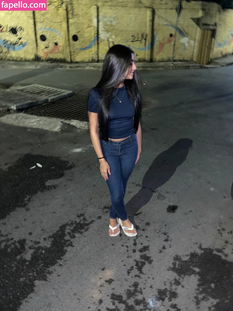 laysxx / llaralys / lyslaraa.__ Nude Leaked  Photo #9