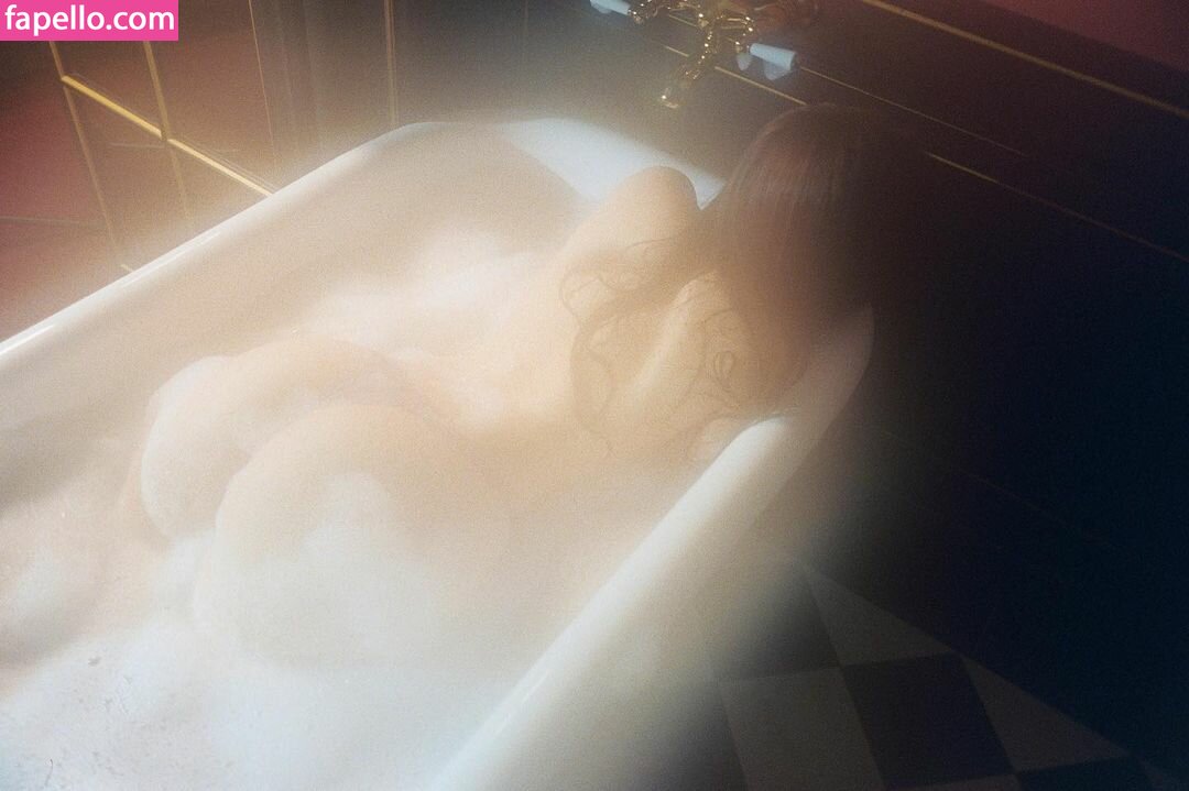 xxapple / xxapple_e Nude Leaked OnlyFans Photo #1487